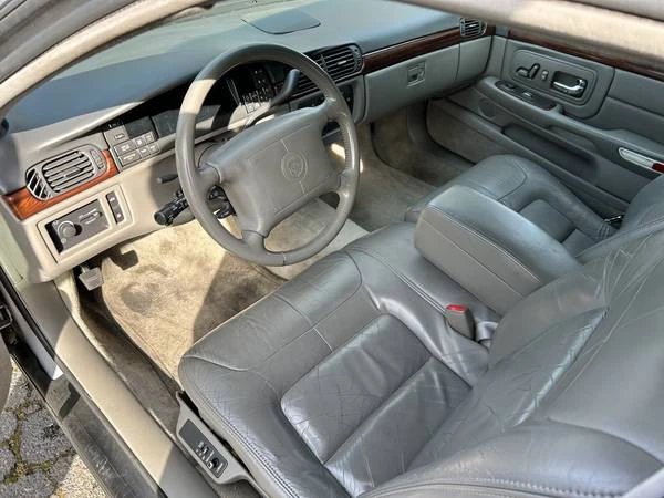 1998 Cadillac DeVille 8th Gen - Image 18 of 19