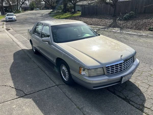 1998 Cadillac DeVille 8th Gen - Image 4 of 19