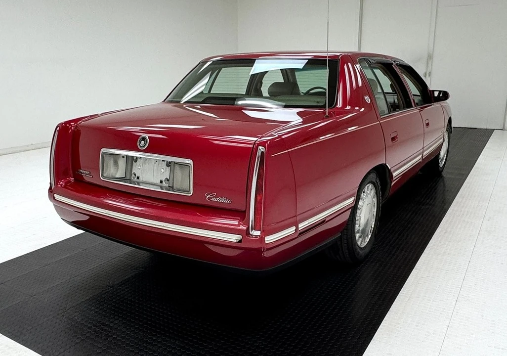 1998 Cadillac DeVille 7th Gen - Image 5 of 31