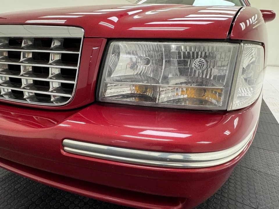 1998 Cadillac DeVille 7th Gen - Image 11 of 31