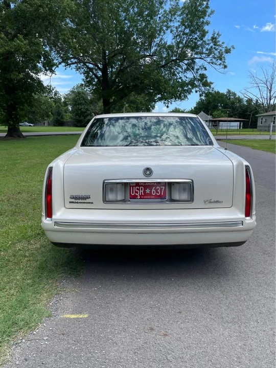 1998 Cadillac DeVille 7th Gen - Image 4 of 15