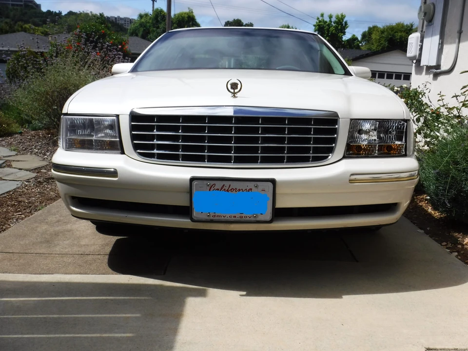 1998 Cadillac DeVille 7th Gen - Image 3 of 31