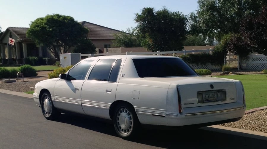 1998 Cadillac DeVille 7th Gen - Image 2 of 8