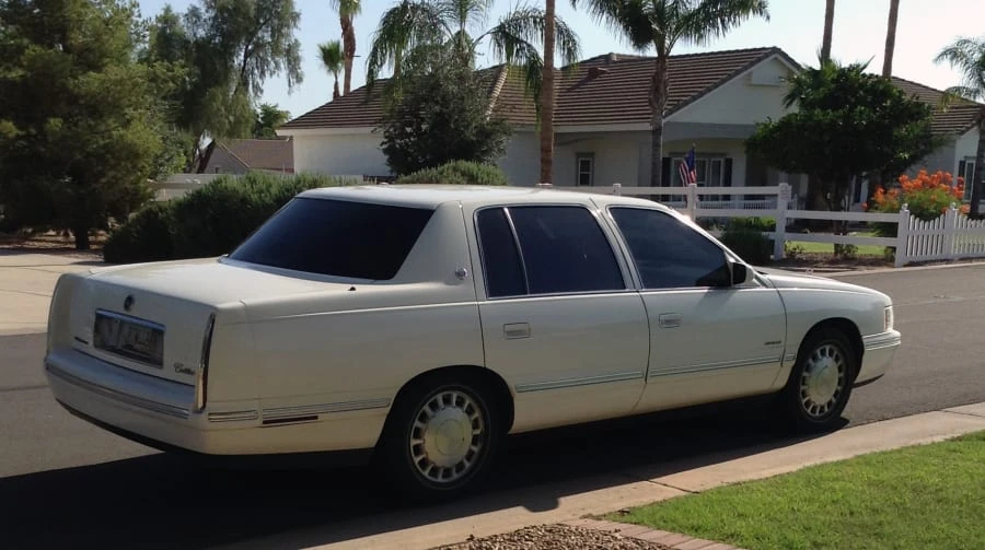 1998 Cadillac DeVille 7th Gen - Image 3 of 8