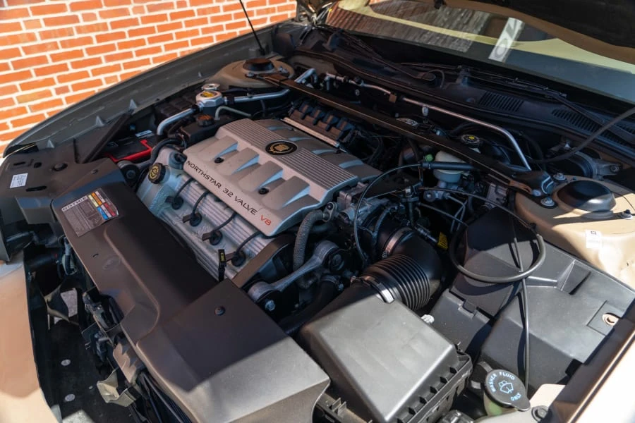 1998 Cadillac DeVille 7th Gen - Image 13 of 14