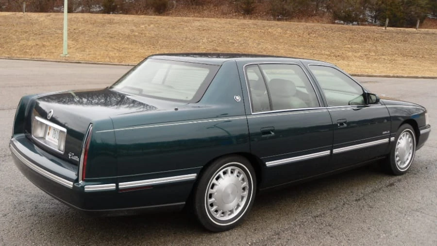 1998 Cadillac DeVille 7th Gen - Image 2 of 12