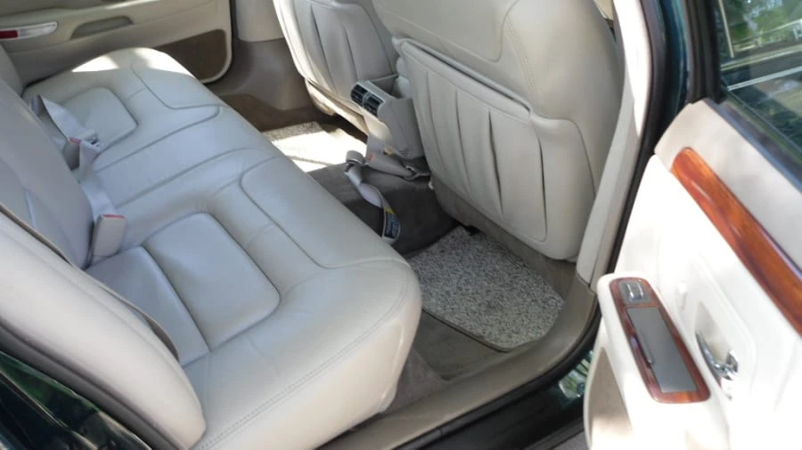 1998 Cadillac DeVille 7th Gen - Image 6 of 12