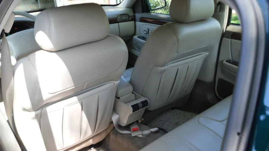 1998 Cadillac DeVille 7th Gen - Image 7 of 12
