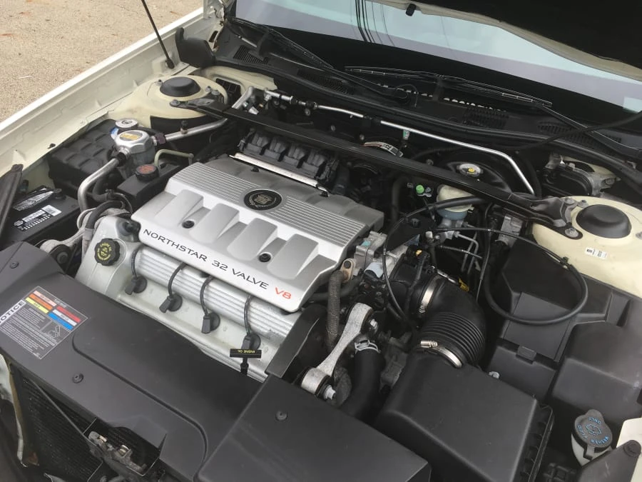 1998 Cadillac DeVille 7th Gen - Image 5 of 8