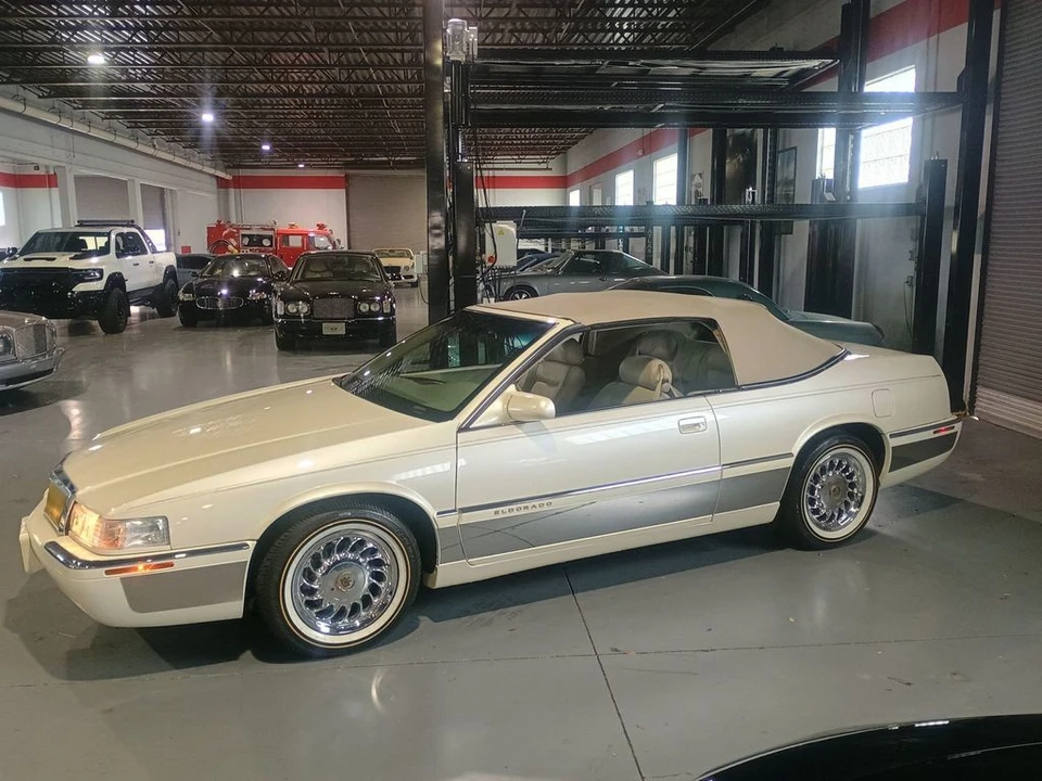 1998 Cadillac Eldorado 12th Gen - Image 2 of 12