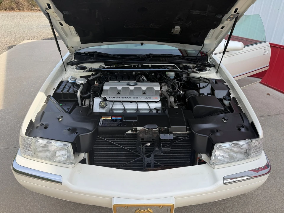 1998 Cadillac Eldorado 12th Gen - Image 10 of 31