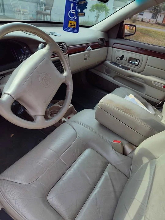 1998 Cadillac DeVille 7th Gen - Image 17 of 17