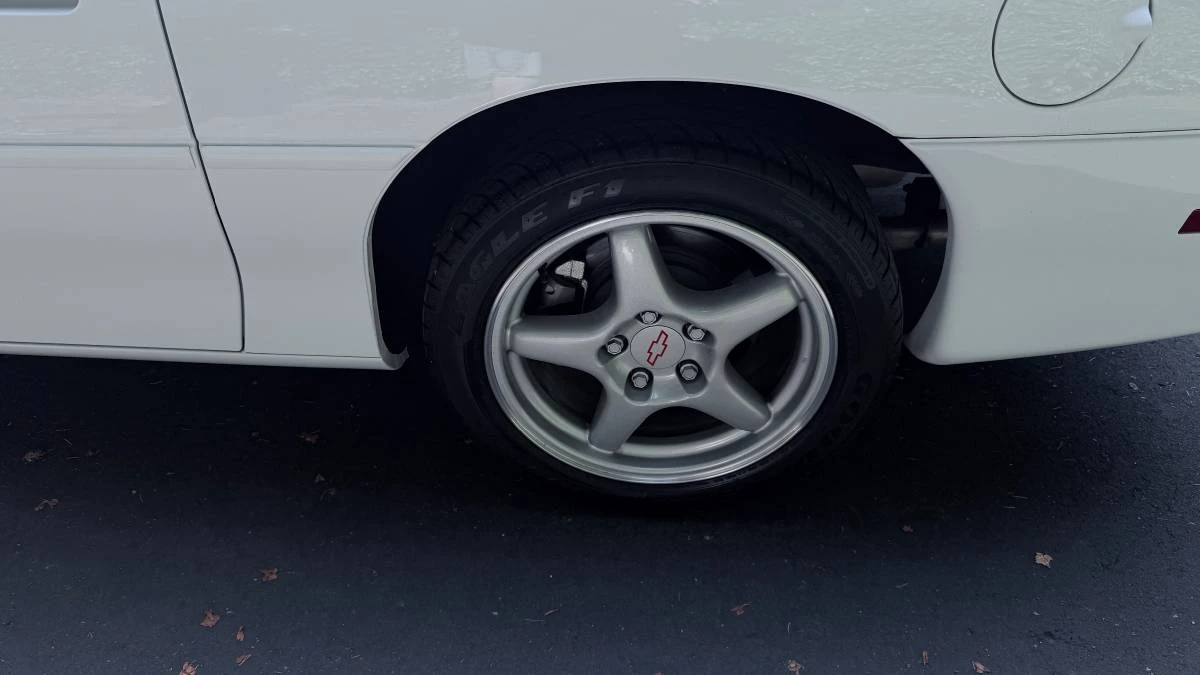 1998 Chevrolet Camaro SS 4th Gen - Image 16 of 17