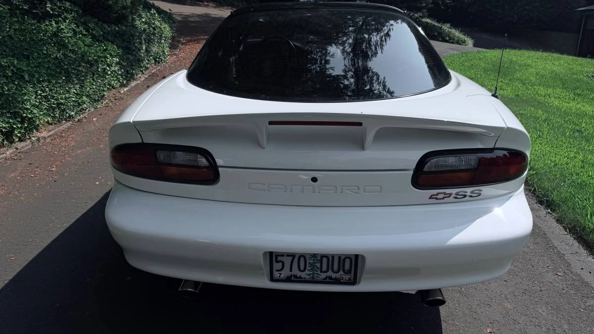 1998 Chevrolet Camaro SS 4th Gen - Image 6 of 17