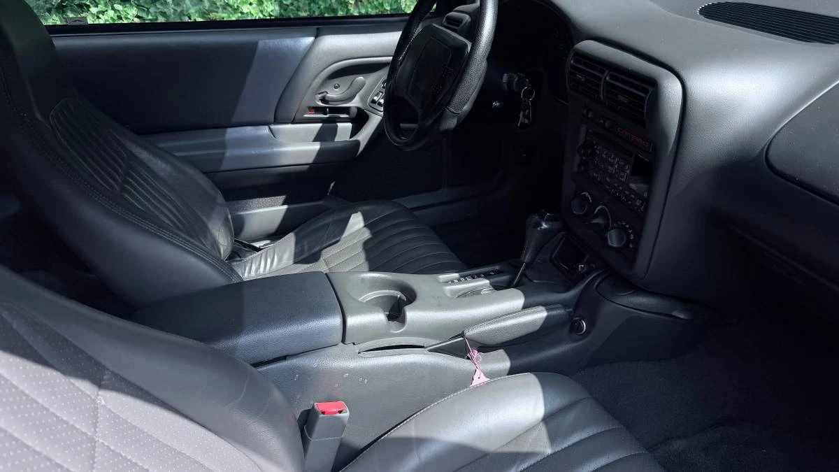 1998 Chevrolet Camaro SS 4th Gen - Image 5 of 17