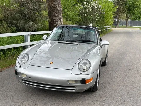 1998 Porsche 911 Carrera 4 Cabriolet