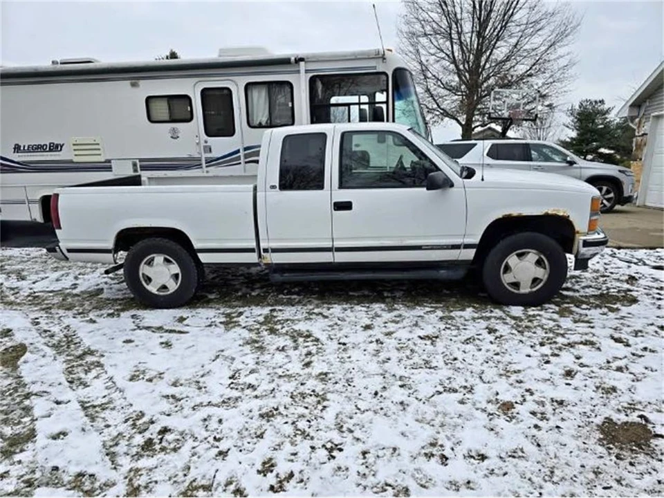 1998 Chevrolet C/K 4th Gen - Image 4 of 4