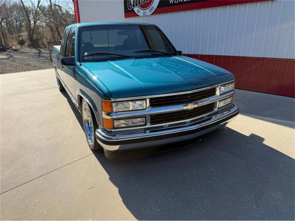 1998 Chevrolet C/K 4th Gen - Image 25 of 31