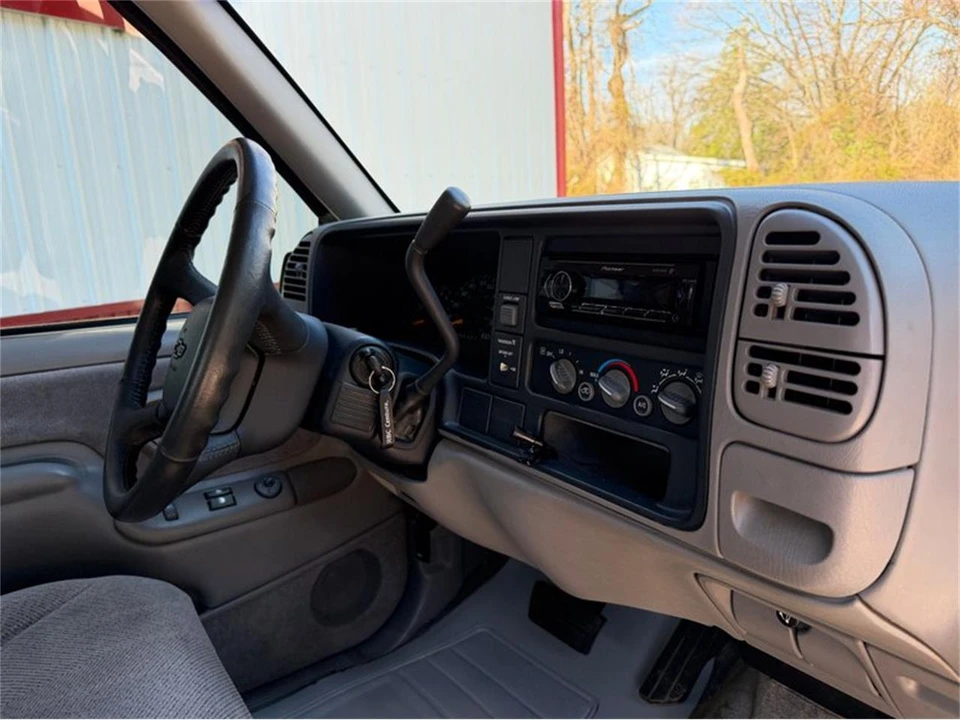1998 Chevrolet C/K 4th Gen - Image 15 of 31