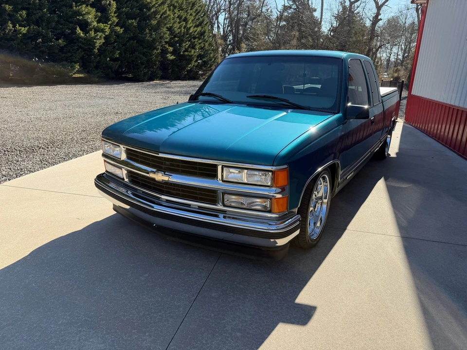 1998 Chevrolet - Image 31 of 31