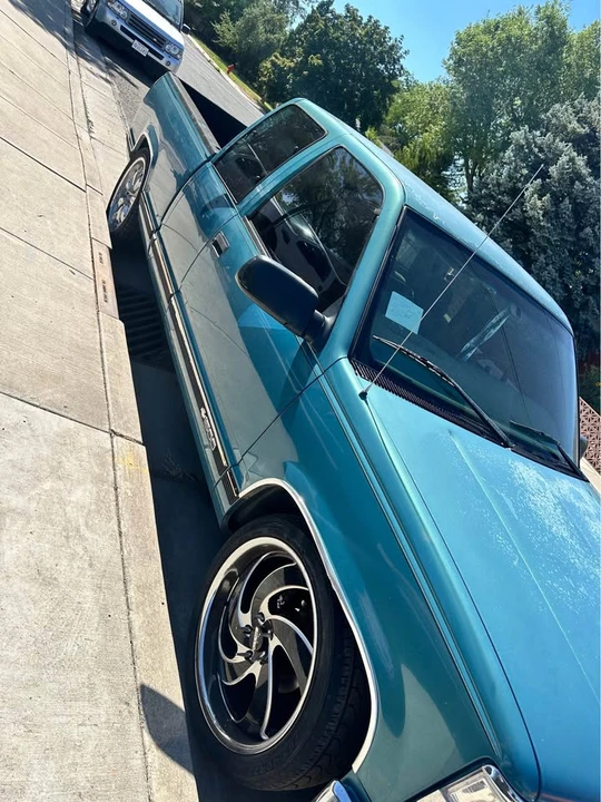 1998 Chevrolet C/K 4th Gen - Image 4 of 7