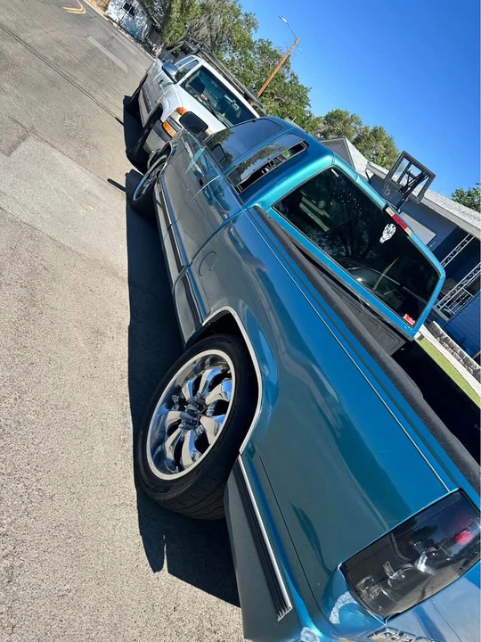 1998 Chevrolet C/K 4th Gen - Image 2 of 7