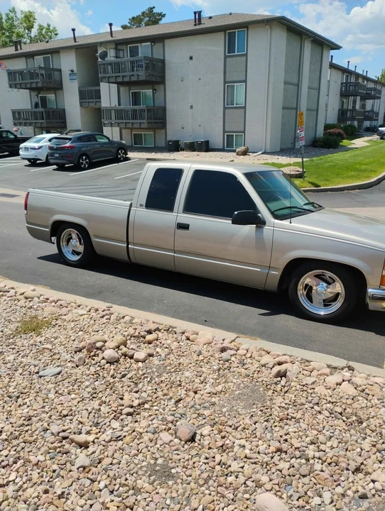 1998 Chevrolet C/K 4th Gen - Image 2 of 9
