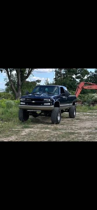 1998 Chevrolet C/K 4th Gen - Image 6 of 20
