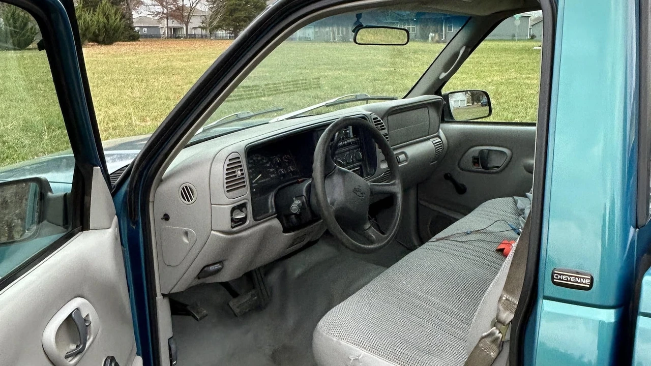 1998 Chevrolet C/K 4th Gen - Image 3 of 7