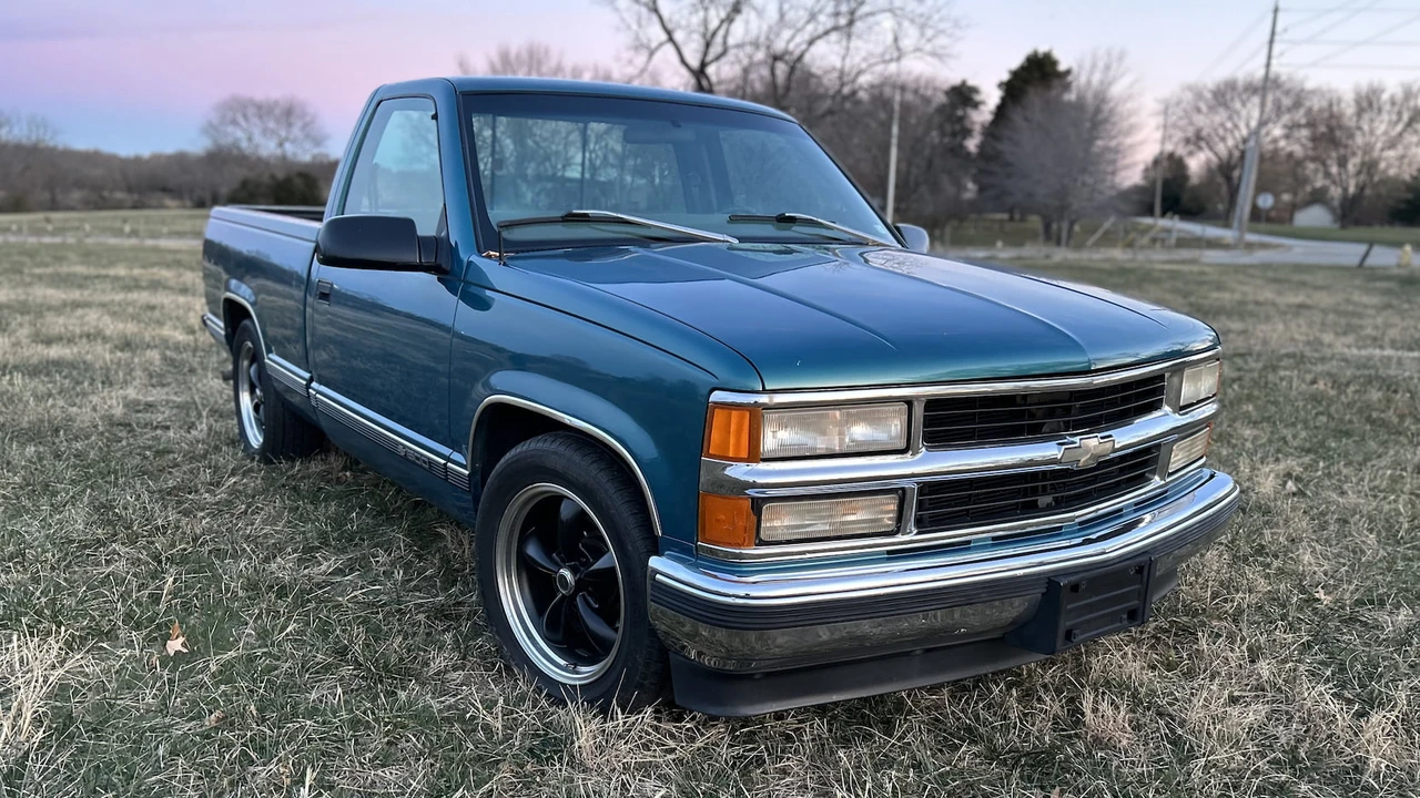 1998 Chevrolet C/K 4th Gen - Image 6 of 7