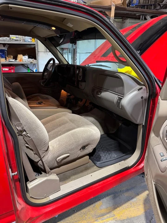 1998 Chevrolet C/K 4th Gen - Image 10 of 17