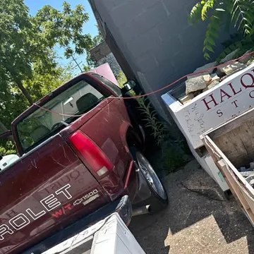 1998 Chevrolet 1500 Regular Cab Short Bed
