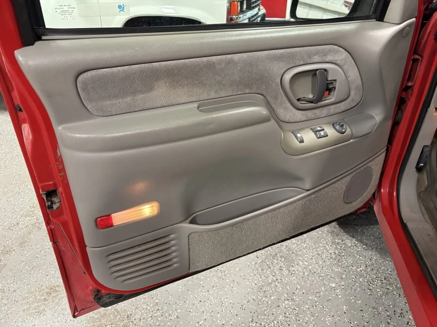 1998 Chevrolet C/K 4th Gen - Image 12 of 17