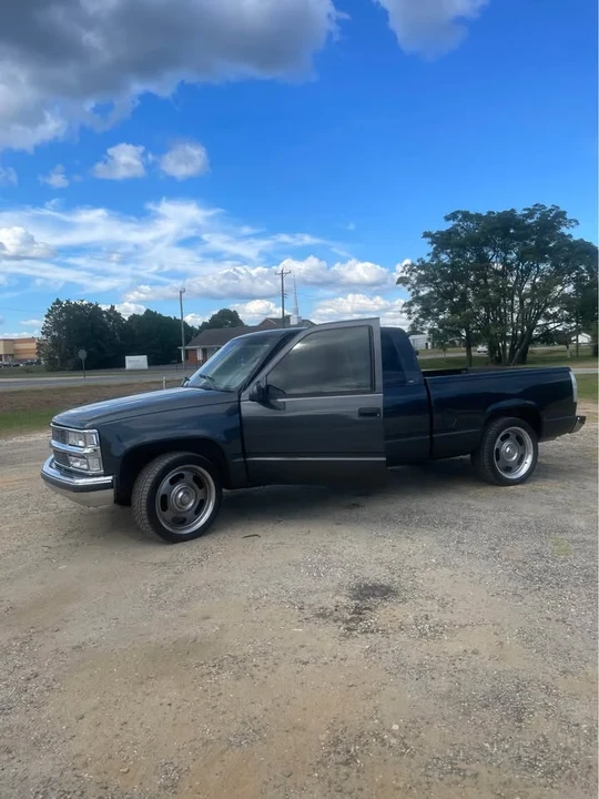 1998 Chevrolet C/K 4th Gen - Image 2 of 2