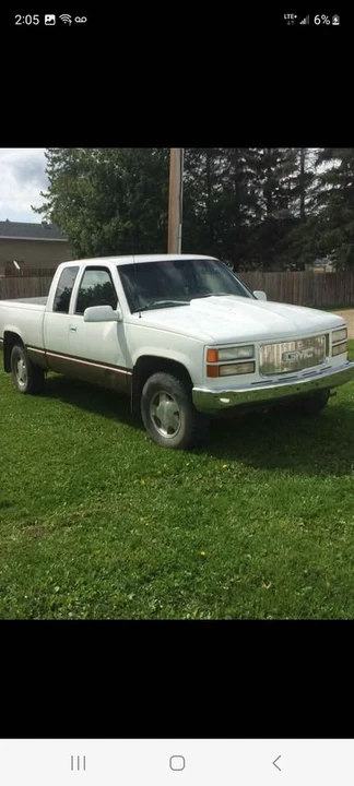 1998 Chevrolet Silverado 1st Gen - Image 2 of 5