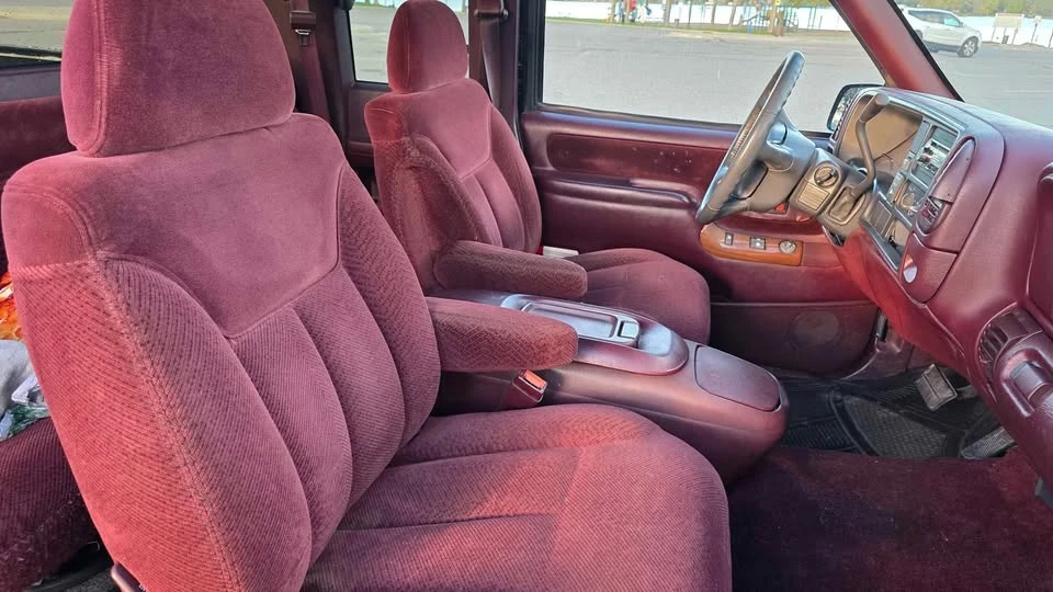 1998 Chevrolet C/K 4th Gen - Image 6 of 11