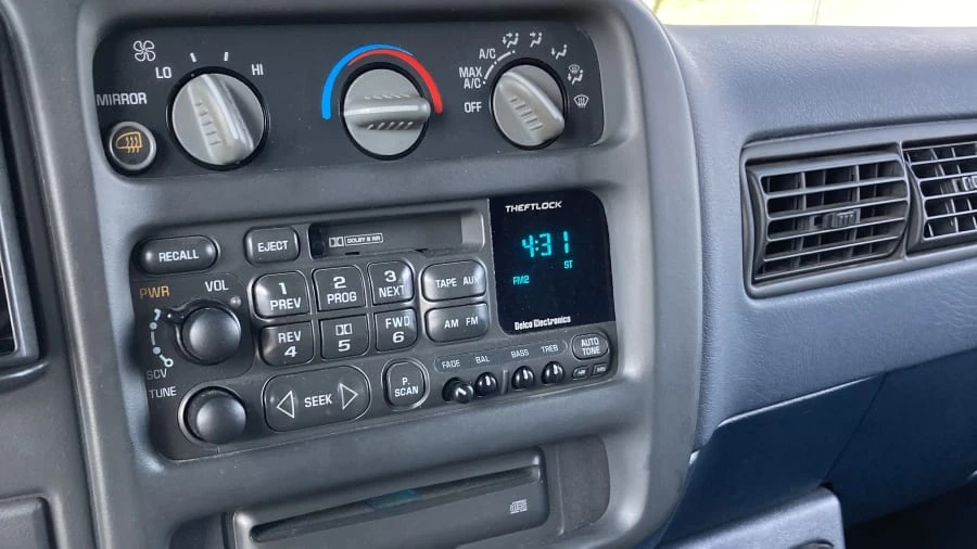 1998 Chevrolet Express - Image 7 of 21