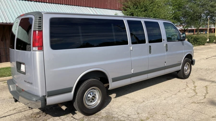 1998 Chevrolet Express - Image 21 of 21