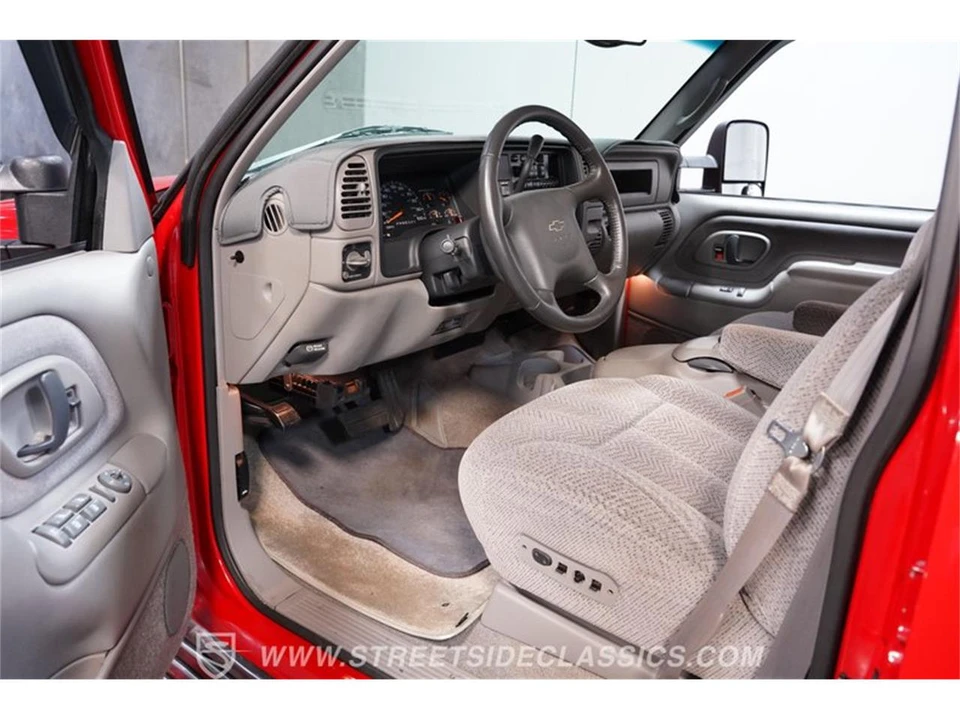 1998 Chevrolet C/K 4th Gen - Image 4 of 31