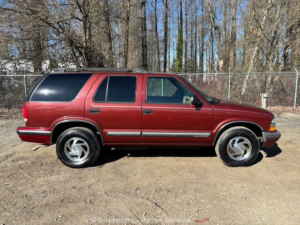 1998 Chevrolet S-10 Blazer 2nd Gen - Image 6 of 12