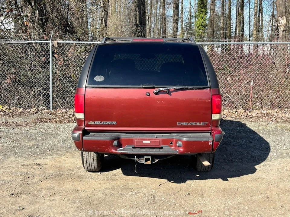 1998 Chevrolet S-10 Blazer 2nd Gen - Image 8 of 12