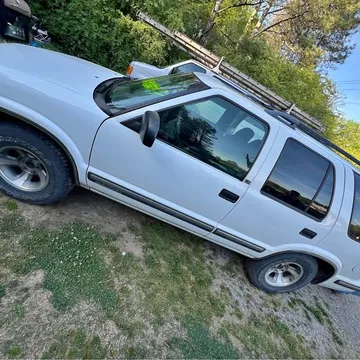 1998 Chevrolet Blazer LS Sport Utility 2D