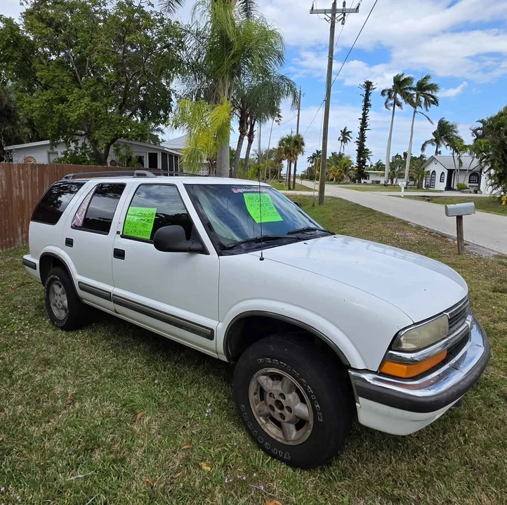 1998 Chevrolet Blazer - Image 2 of 7