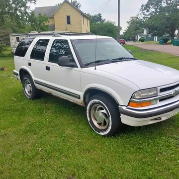 1998 Chevrolet Blazer LS Sport Utility 4D