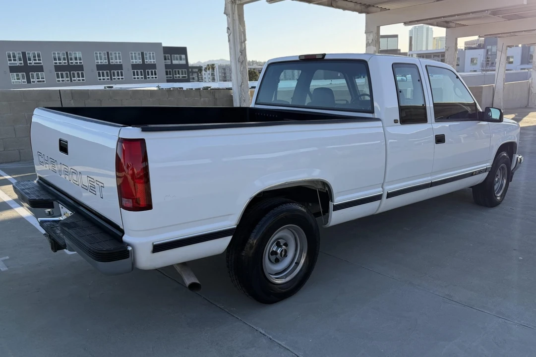 1998 Chevrolet C/K 4th Gen - Image 2 of 8