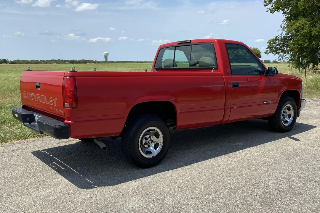 1998 Chevrolet C/K 4th Gen - Image 4 of 31