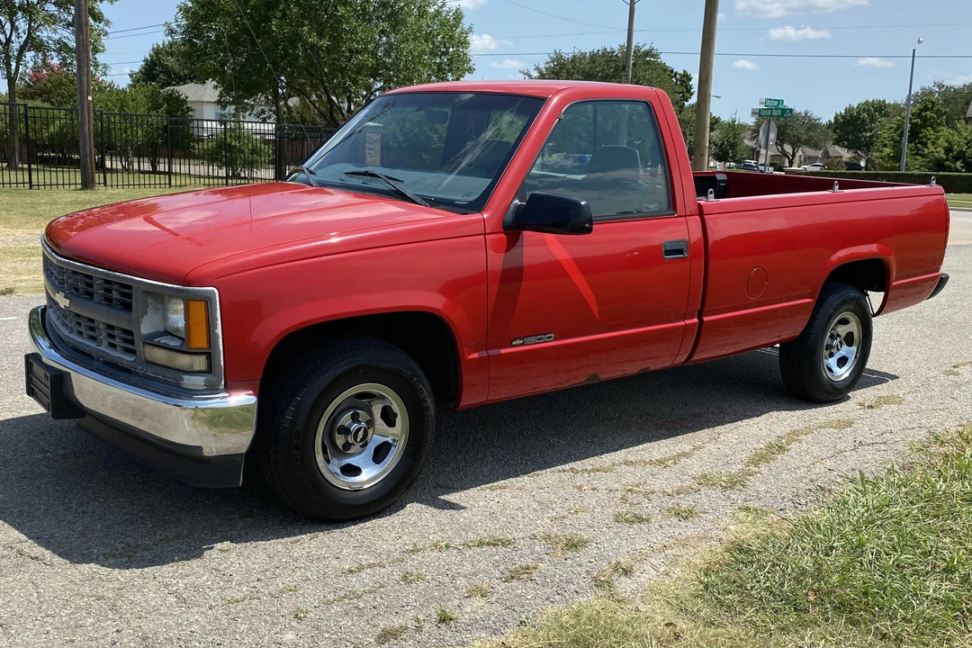 1998 Chevrolet C/K 4th Gen - Image 3 of 31