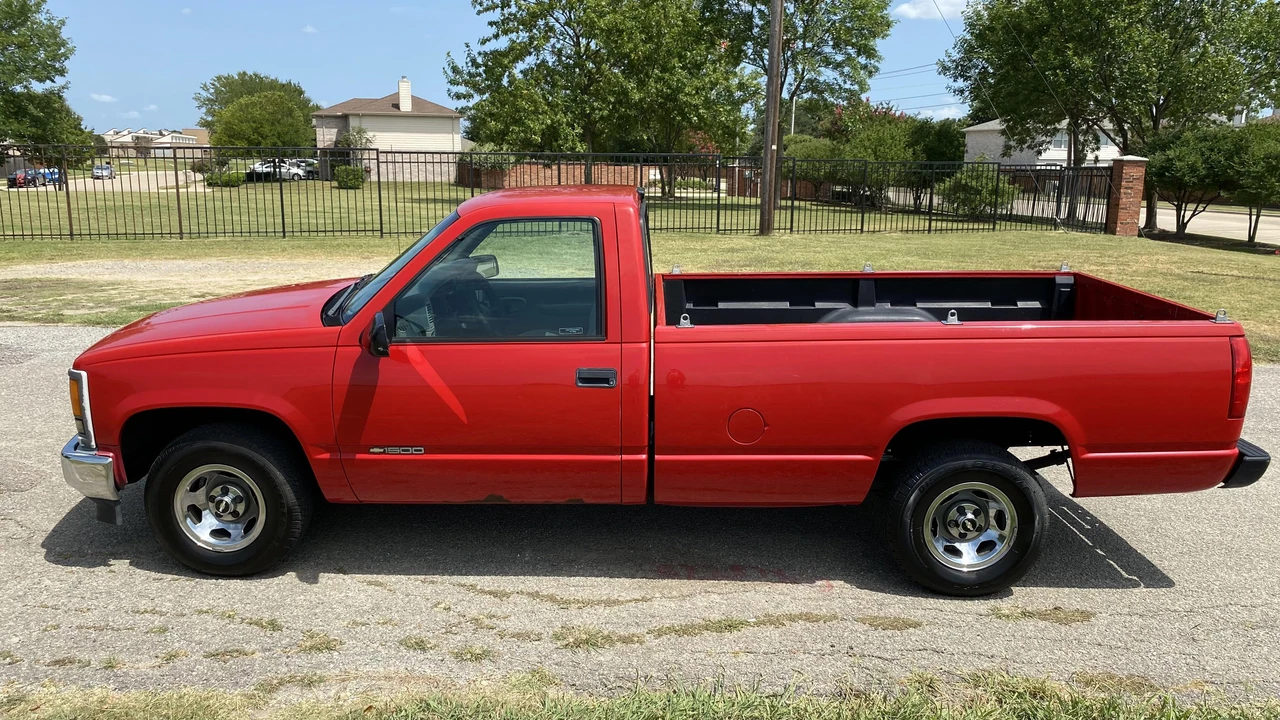 1998 Chevrolet C/K 4th Gen - Image 11 of 31