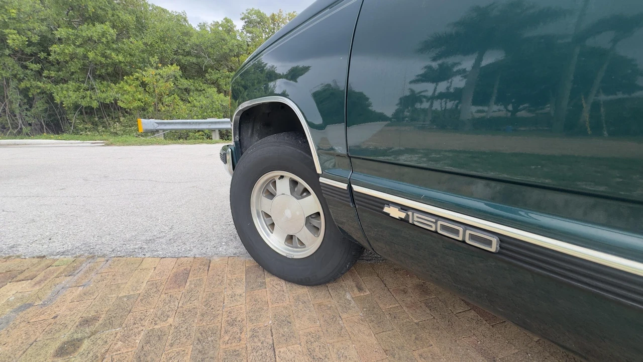 1998 Chevrolet C/K 4th Gen - Image 26 of 31