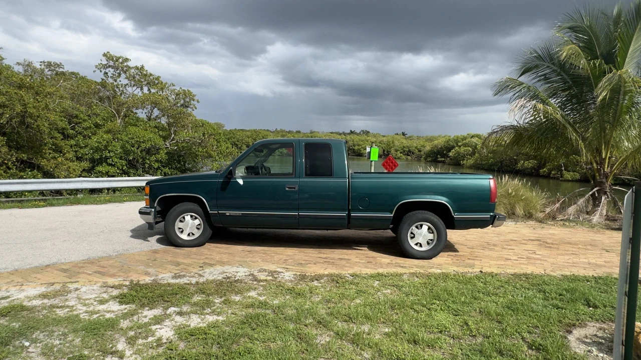 1998 Chevrolet C/K 4th Gen - Image 5 of 31